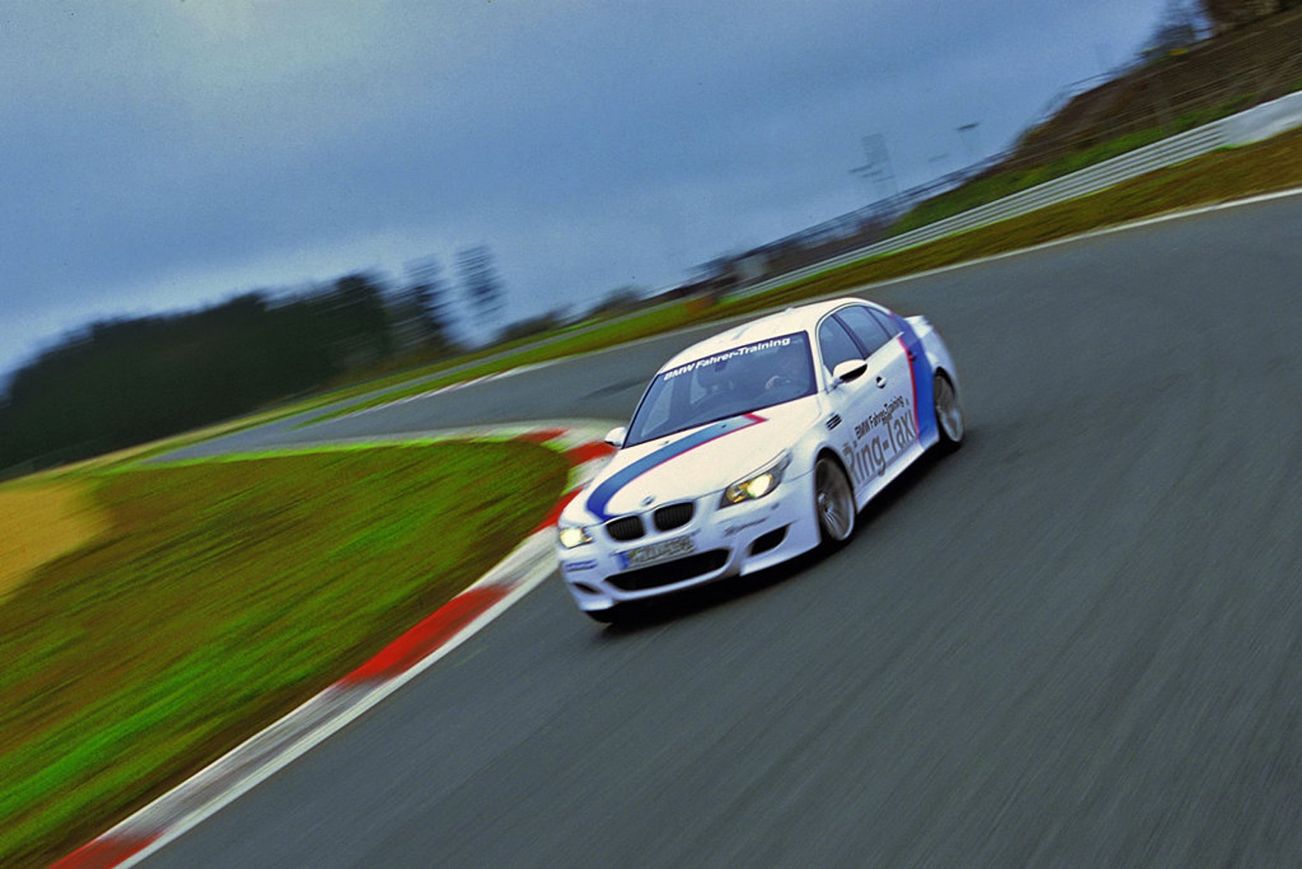 BMW M5 Ring-Taxi - Torowa taksówka