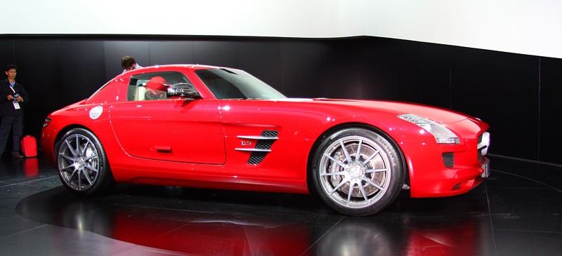 IAA Frankfurt 2009: Mercedes-Benz SLS AMG – Gullwing XXI wieku, pierwsze wrażenia