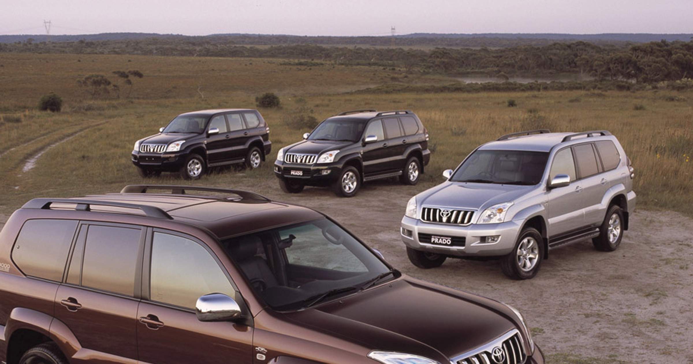 Czy Toyota Land Cruiser 120 ma same zalety?
