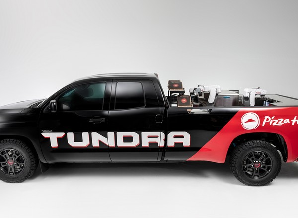 Toyota: wodorowa mobilna fabryka pizzy