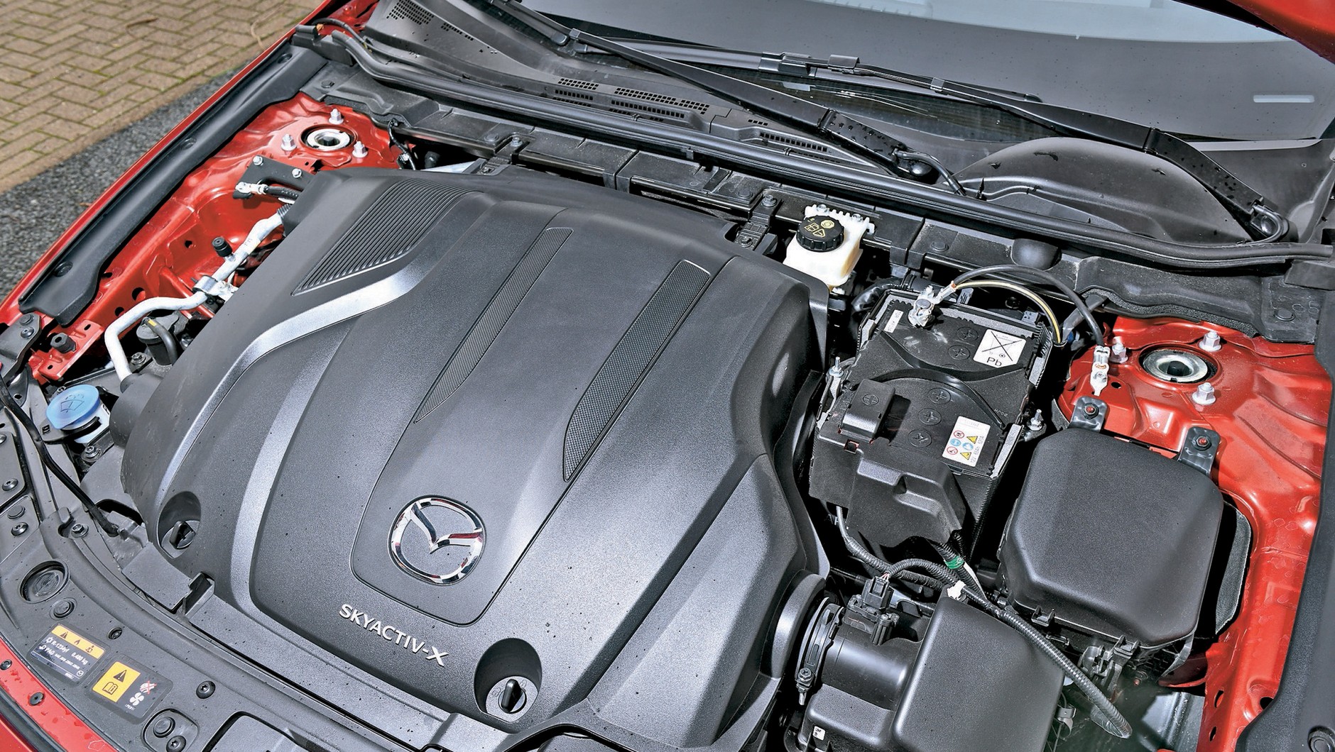 Mazda 3 2022 Skyactiv-X - samozapłon wspierany świecą zapłonową. To działa!