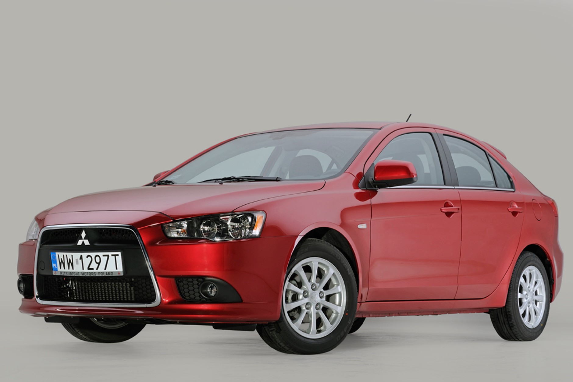 Mitsubishi Lancer 2012: krótszy spojler i...
