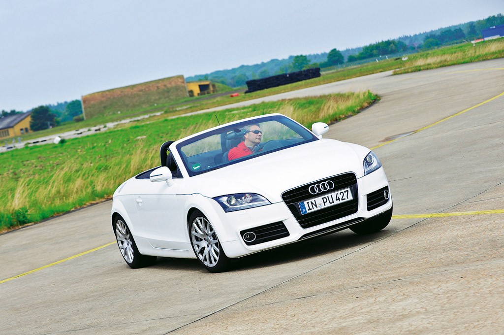 Mercedes SLK kontra BMW Z4 i Audi TT Roadster: sprawdziliśmy, czy ten Mercedes nadal budzi emocje?