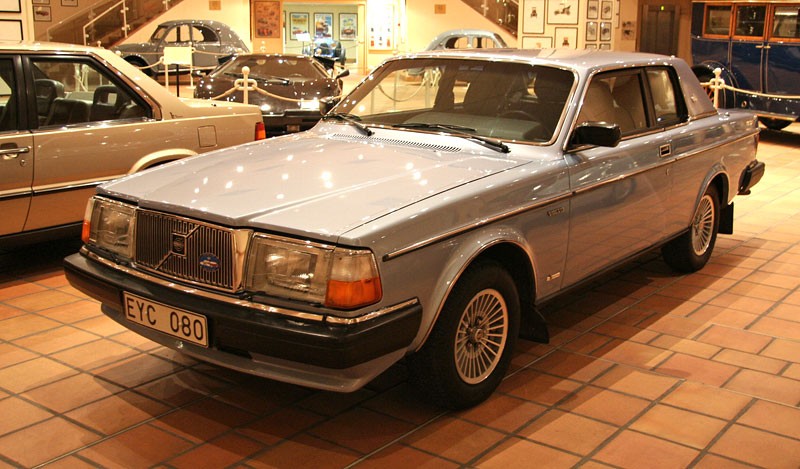 Volvo S80 D5 – pierwsze jazdy odmłodzonym modelem z nowym turbodieslem