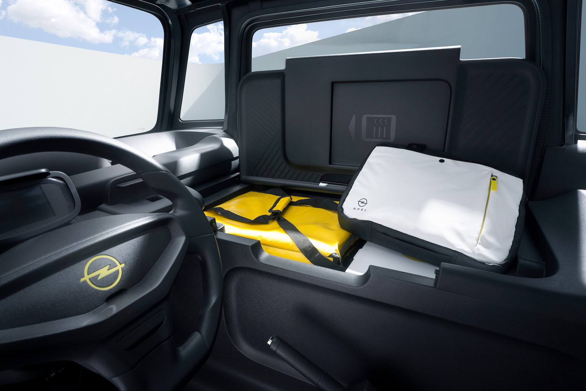 Opel Rocks-e Kargo