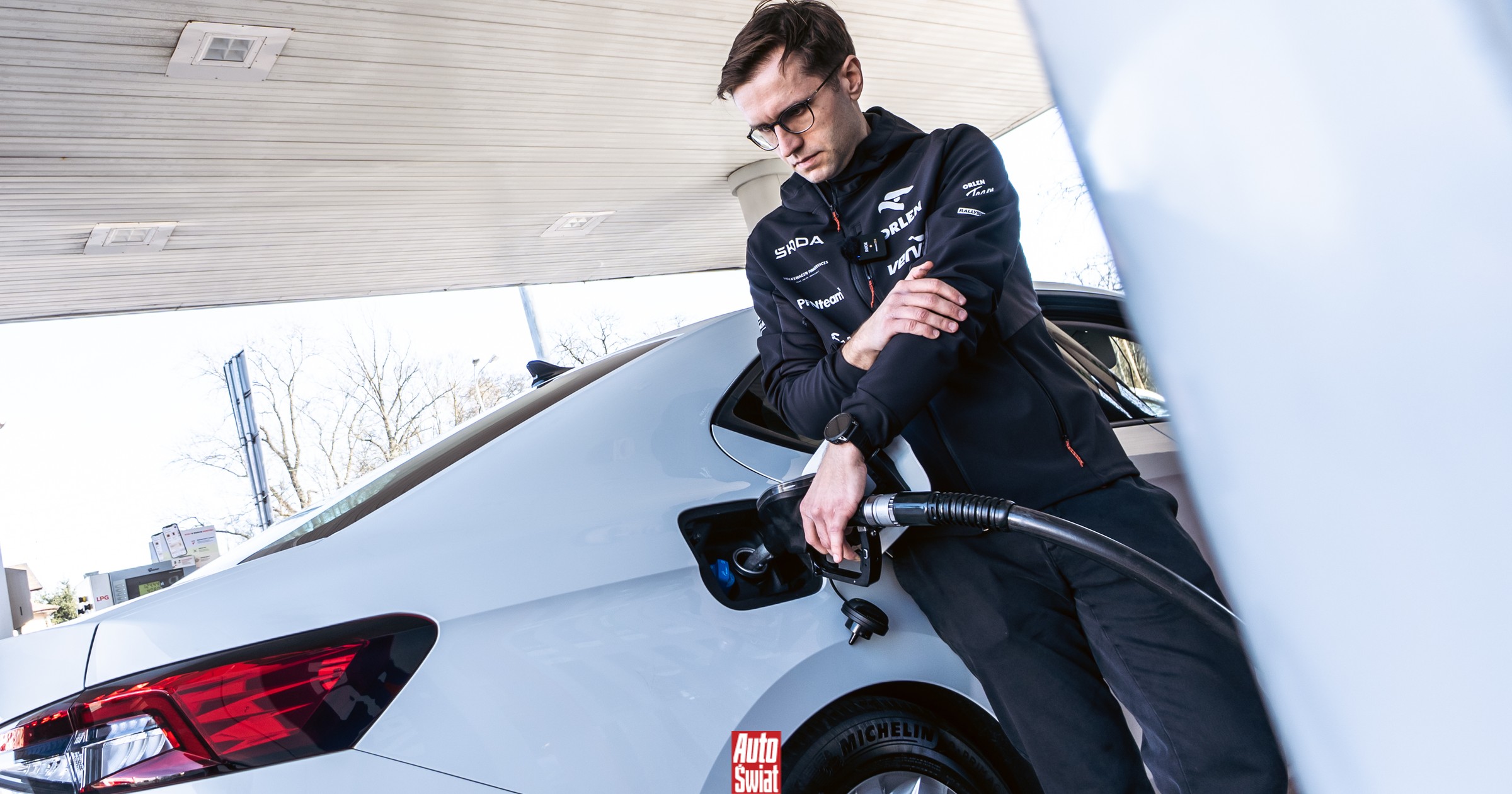 Miko Marczyk ustanawia rekord świata. Jadąc Skodą Superb pokonał ponad 2800 km bez tankowania