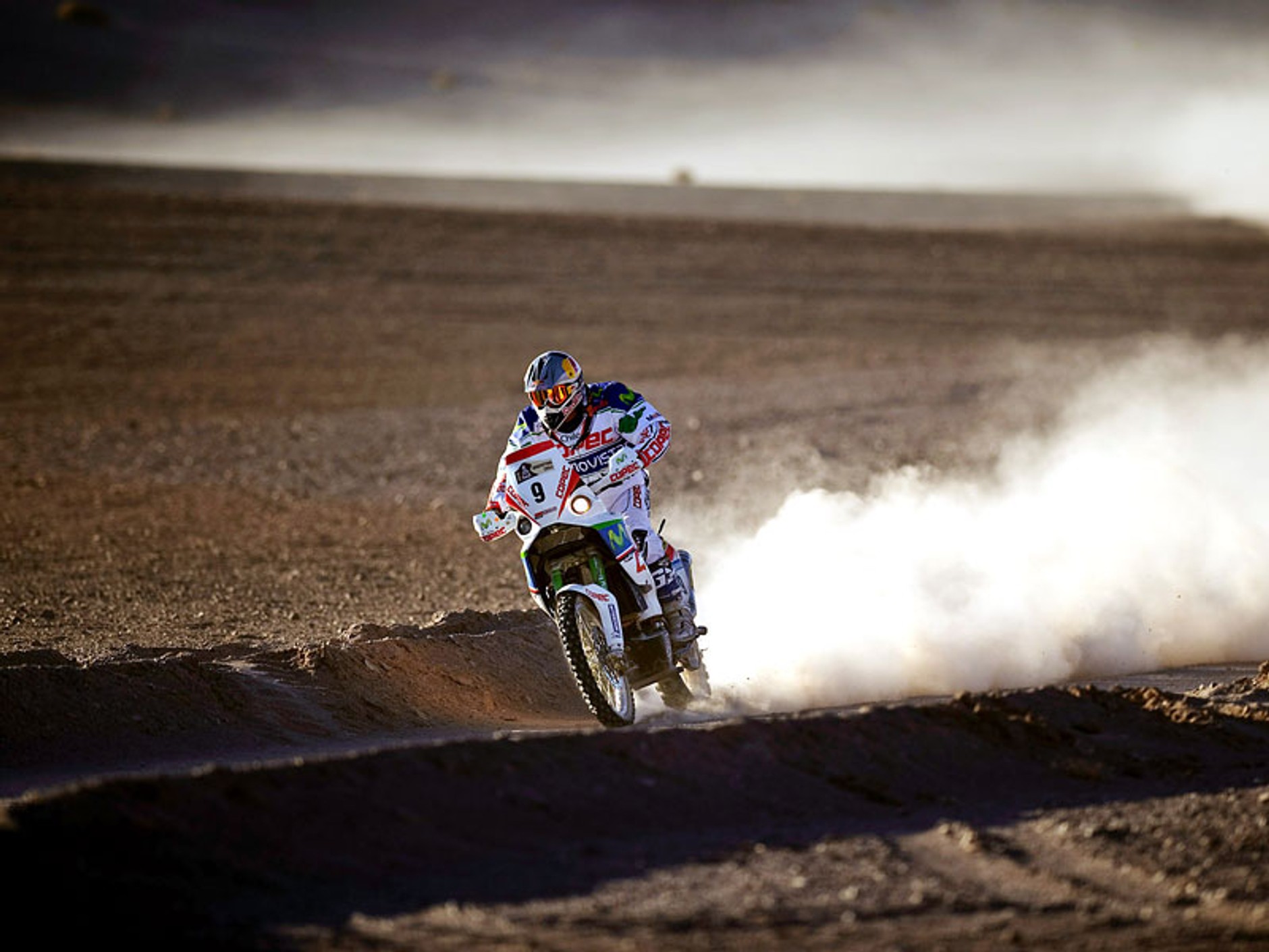 Rajd Dakar 2010: Przygoński atakuje, Hołowczyc awansuje (6. etap na żywo, wyniki, foto)