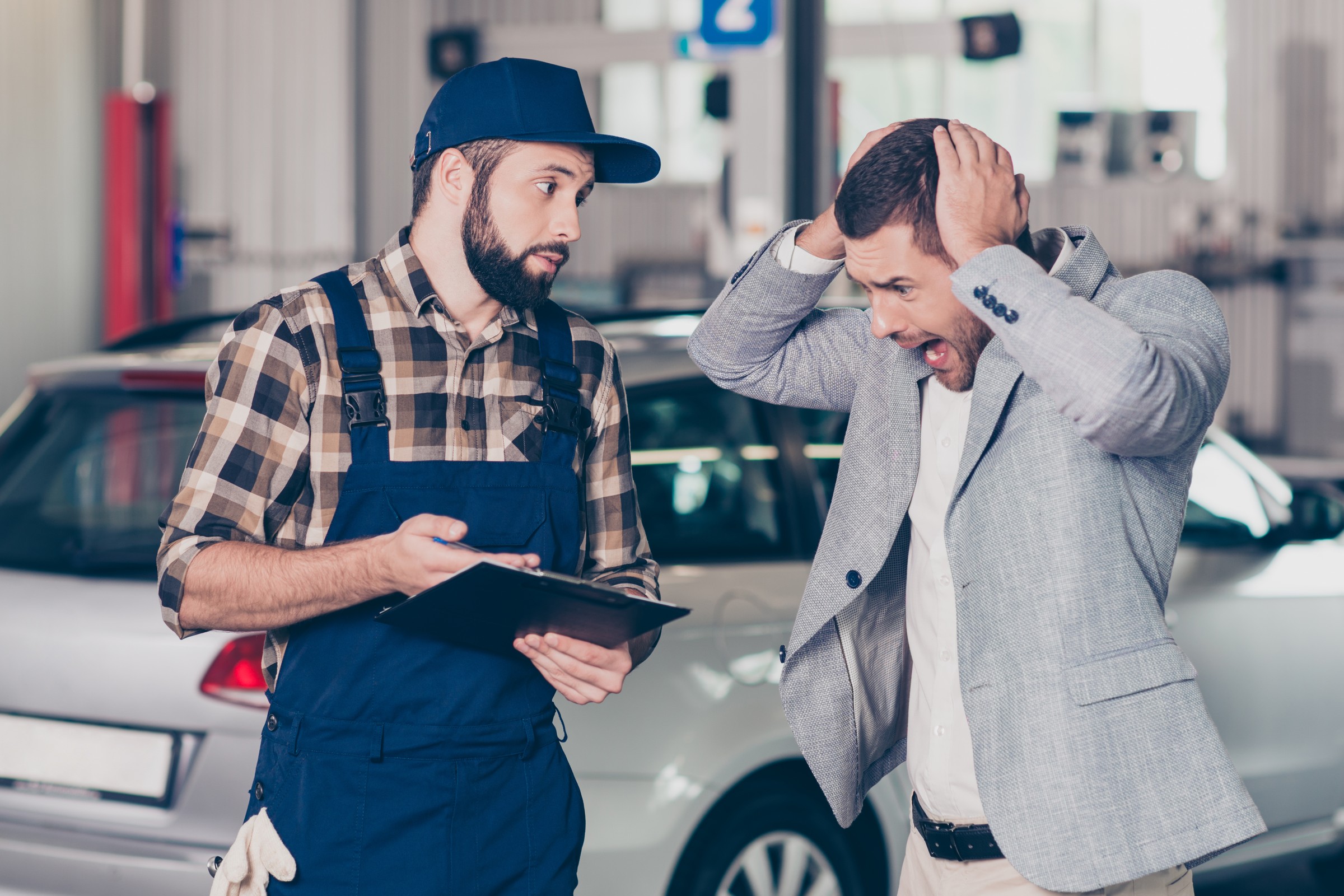 Mechanik zdradza, co podnosi cenę naprawy. Jedno zdanie może słono kosztować