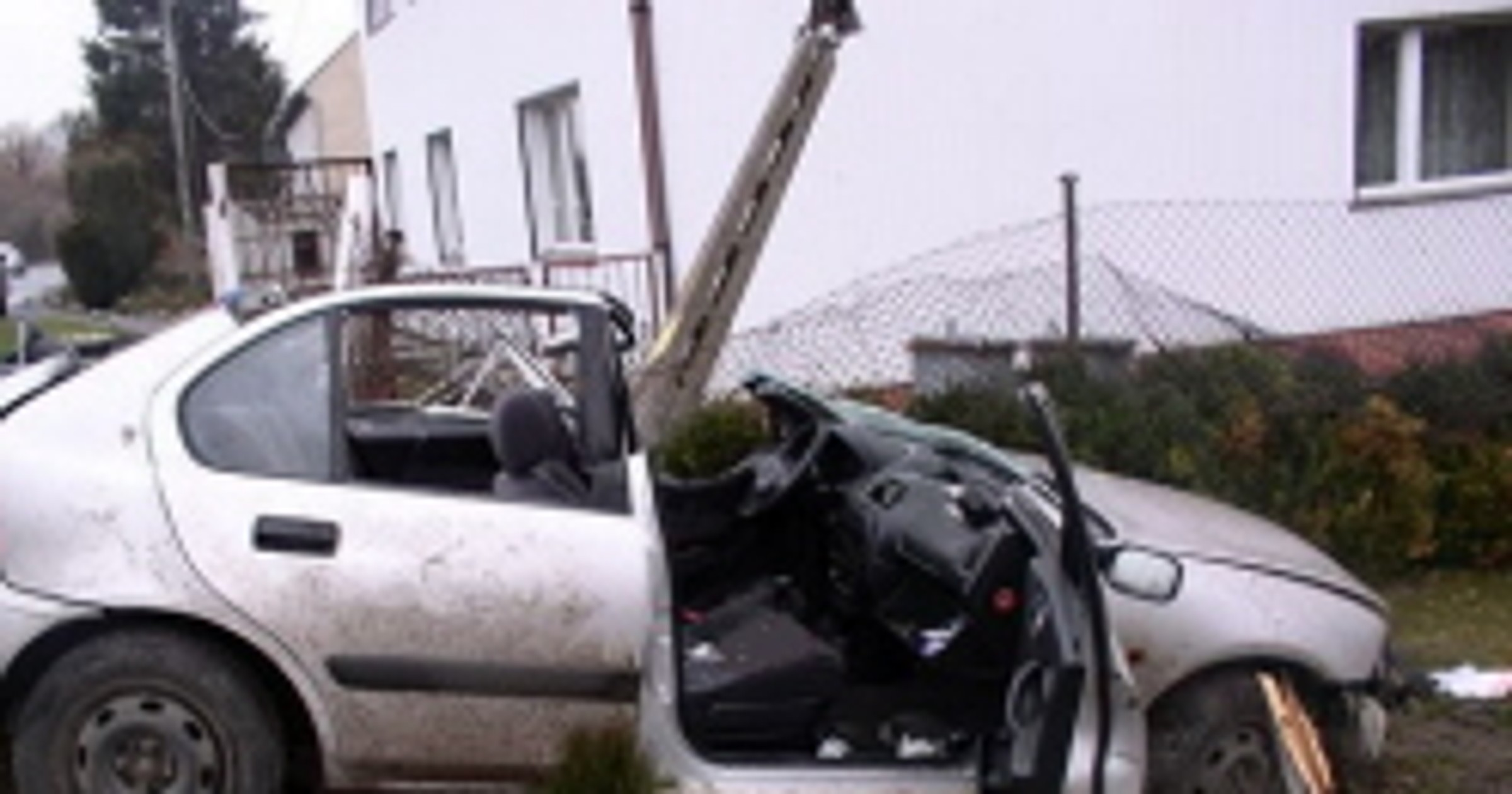 Bał się powiedzieć rodzicom, że rozbił auto - zgłosił kradzież