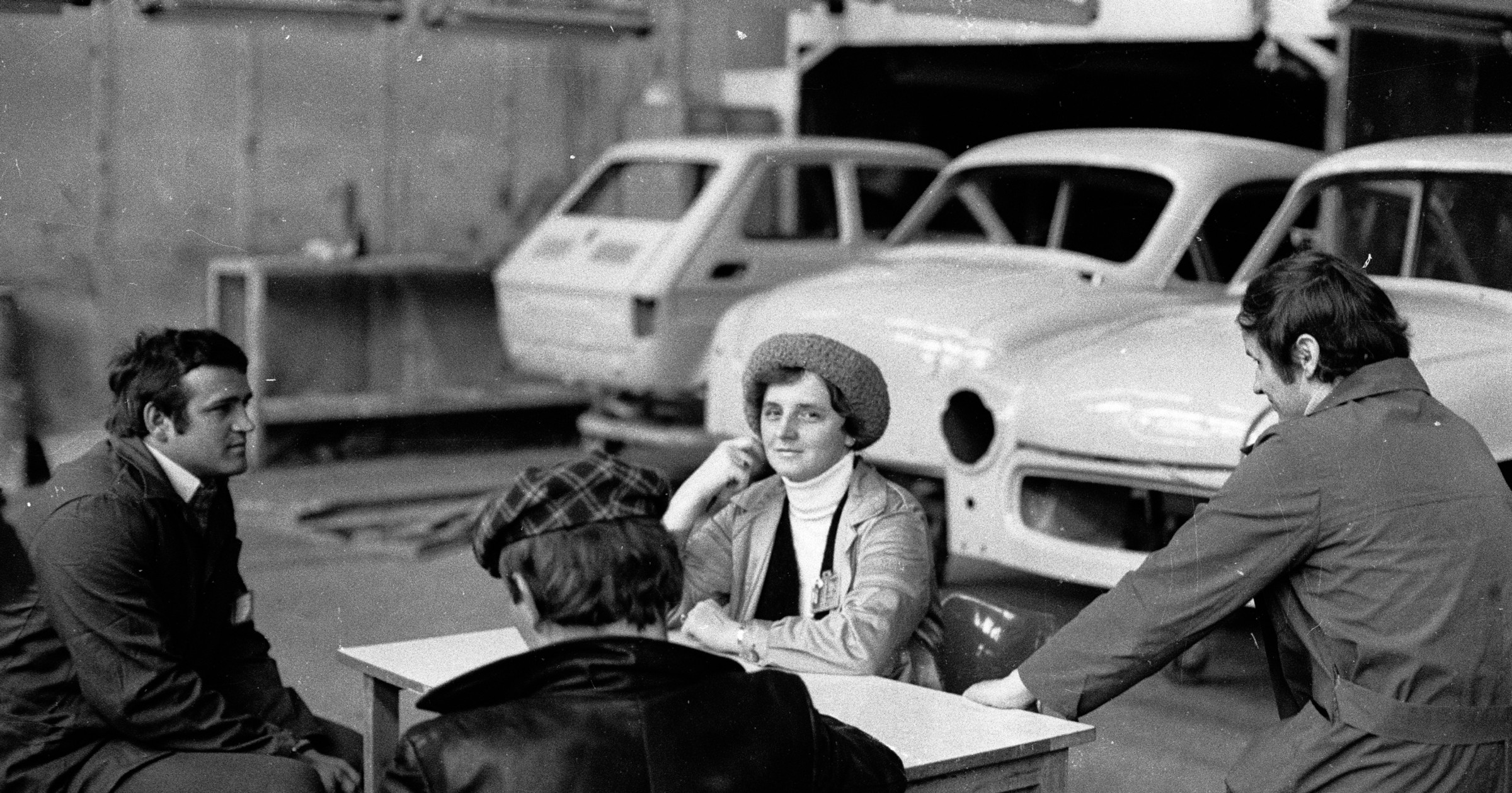 Bielsko Biała, 29.01.1981. Strajkujący pracownicy podczas strajku NSZZ Solidarność w Fabryce Samochodów Małolitrażowych w Bielsku Białej.