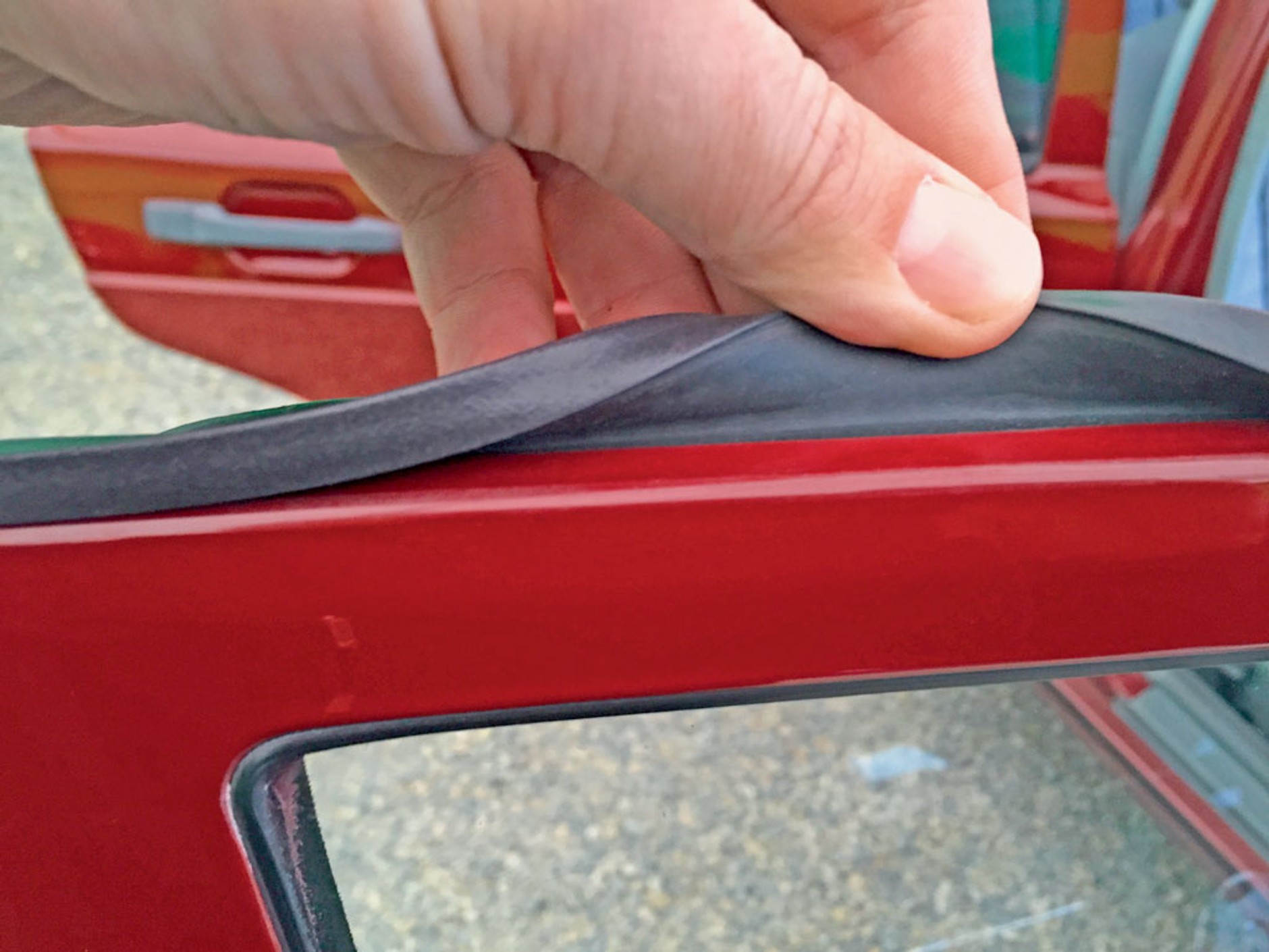 Kupujemy klasyka z ogłoszenia - niedoceniany Mercedes 190D