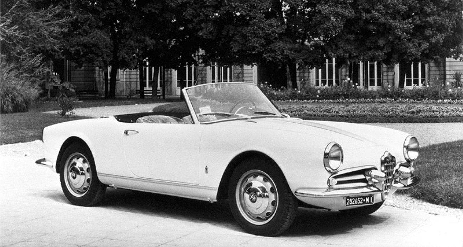 Historia marki Alfa Romeo w fotografii (1950-2000)