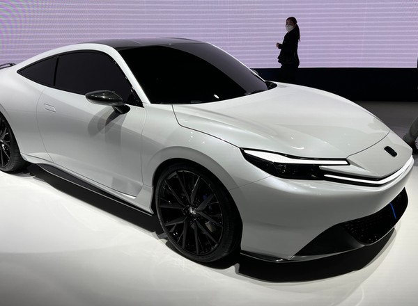 Honda Prelude powróci po ponad 20 latach. Ma dostać taki sam typ napędu jak NSX
