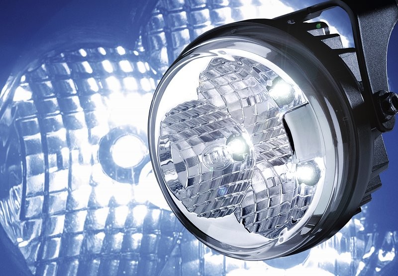 Światła dzienne firmy Hella z technologią LED