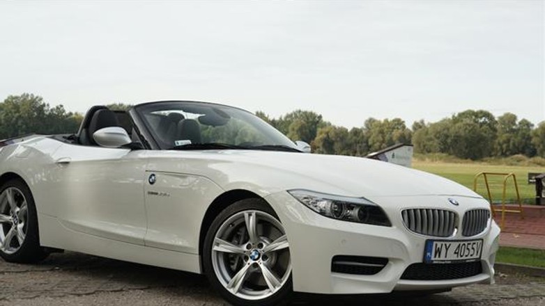 BMW Z4 sDrive35is- Fun Car (TEST)e35is