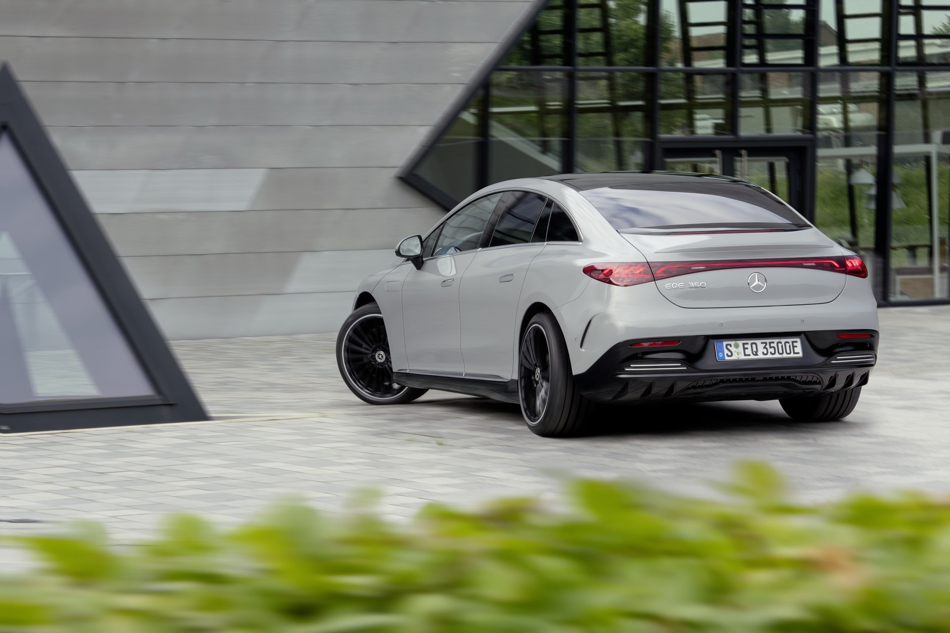 Mercedes-Benz EQE 350 (2021)
