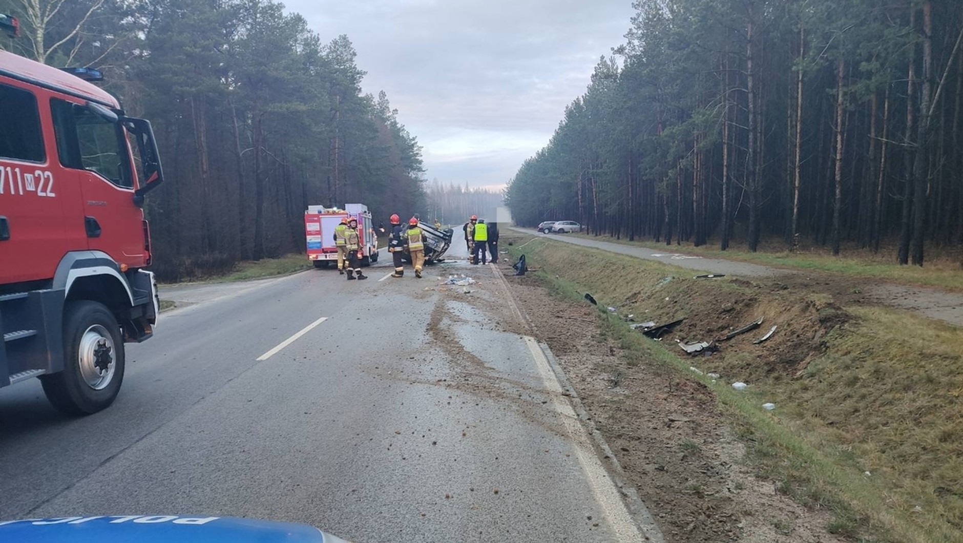 27-latek chciał osuszyć dopiero co umyty samochód, ale trochę przesadził