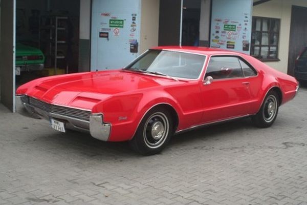 Oldsmobile Toronado 1966