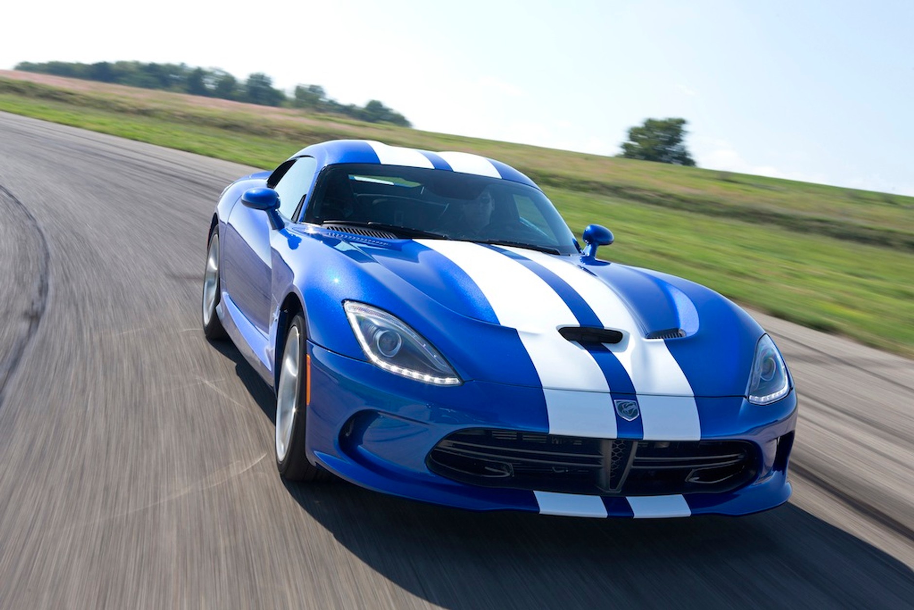 SRT Viper: amerykański drapieżnik