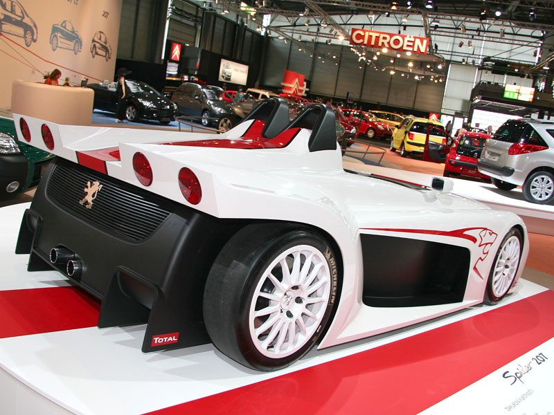 Autosalon Brno 2007: Co można zobaczyć? (3. część, 178 fotografii)
