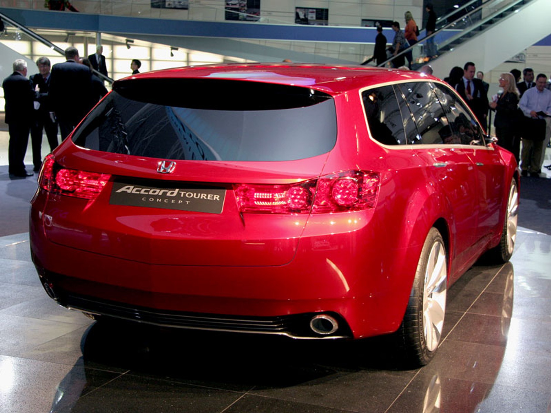 IAA Frankfurt 2009: jak dojechać, gdzie kupić bilet - informacje praktyczne dla zwiedzających