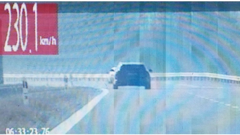 Trzy mandaty w ciągu dwóch dni. Przekroczył prędkość o 110 km/h