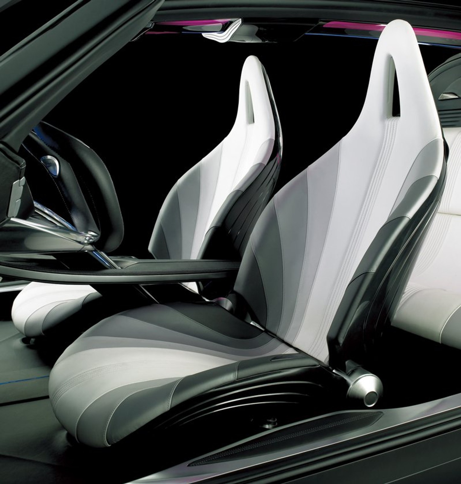 Detroit 2007: Mazda Ryuga jak sen (+ video)