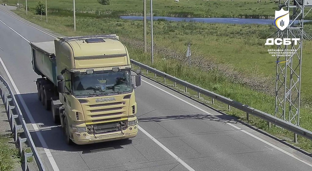 Trzy ciężarówki jednego z ukraińskich przewoźników 41 razy złamały przepisy dotyczące maksymalnej masy pojazdów