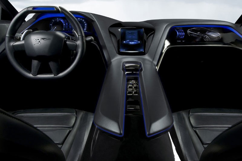 Paryż na żywo: Peugeot RC HYmotion4 – zapowiedź hybrydowego 4-drzwiowego coupe