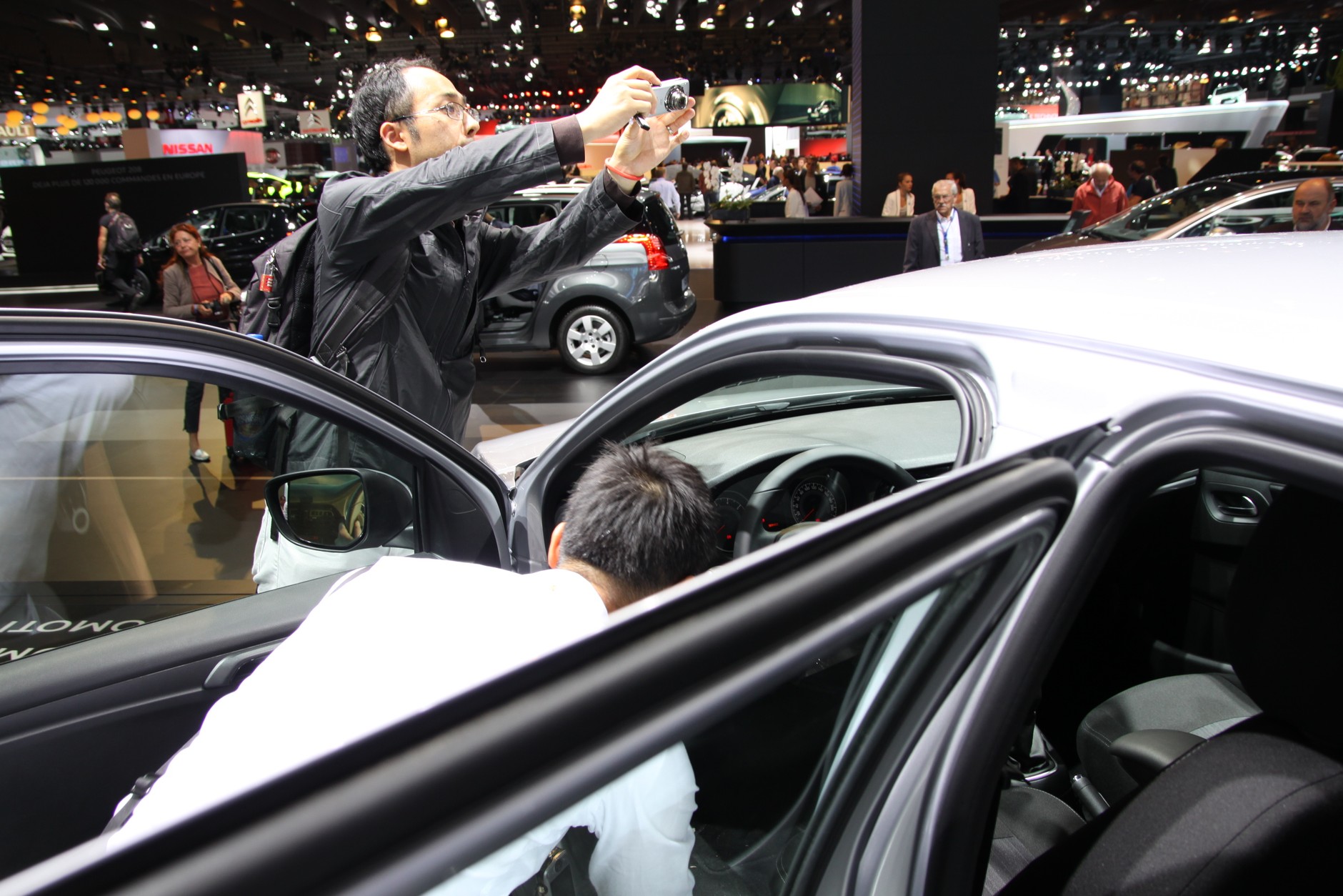 Szpiedzy na targach w Paryżu