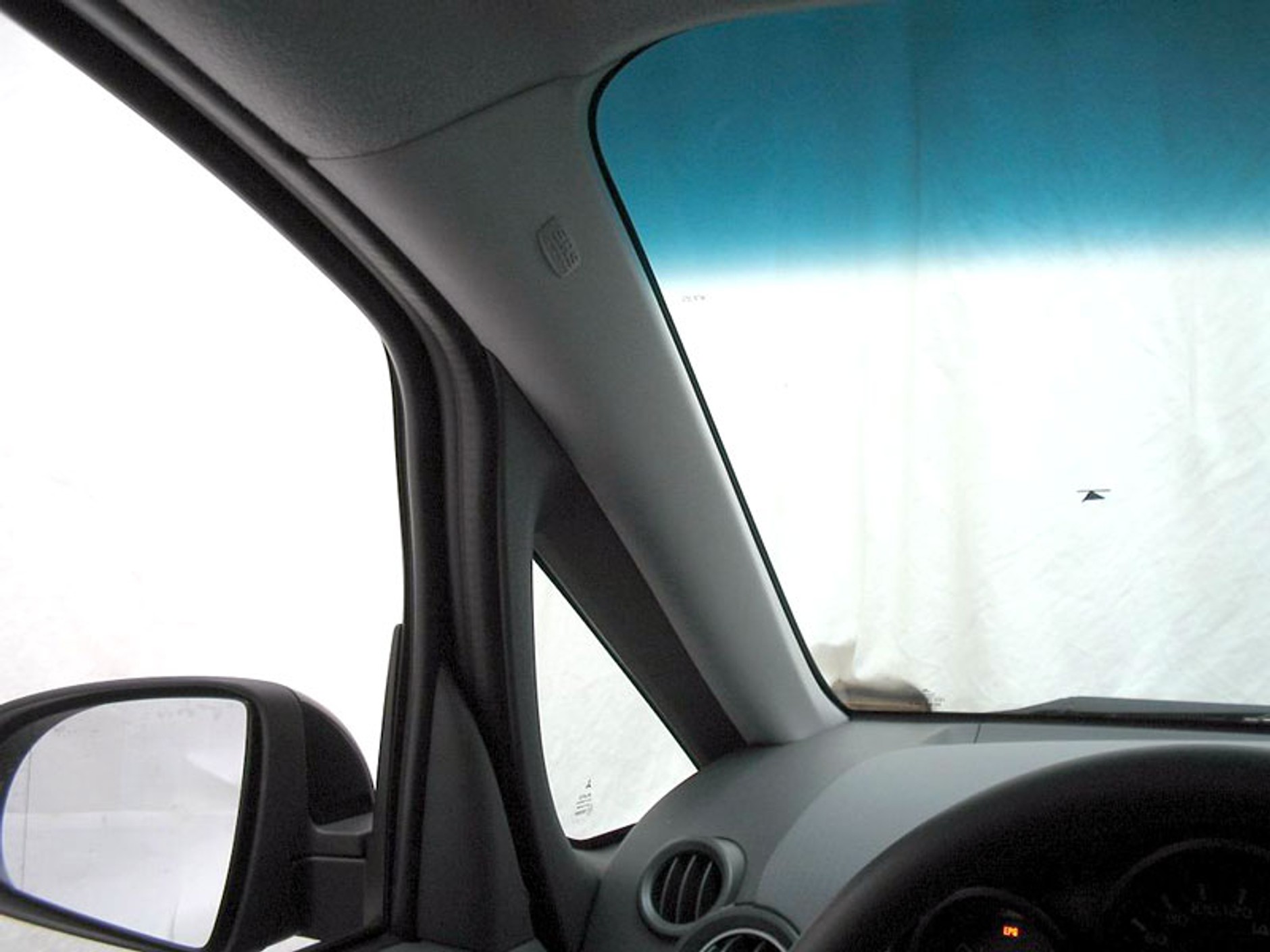 ADAC: słupki zasłaniają widok