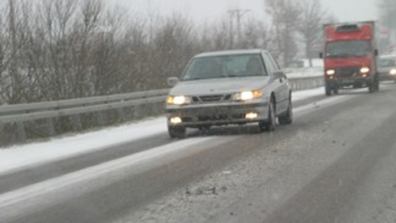 Technika jazdy: bezpieczeństwo w czasie zimy