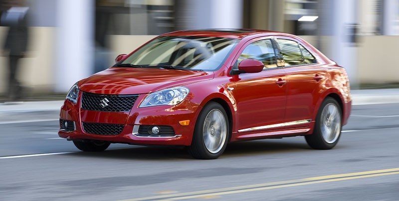 Suzuki Kizashi 2.4/178 KM