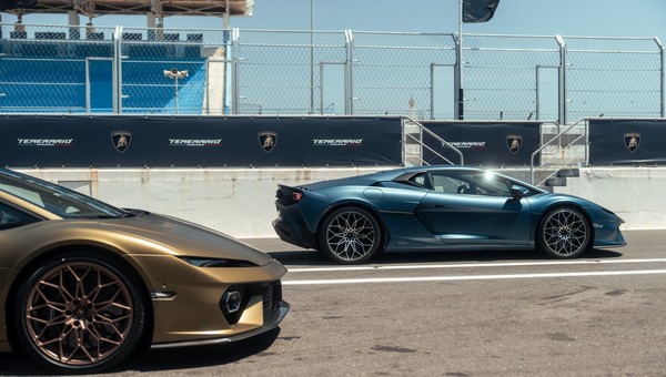 Lamborghini i Ducati pod młotek? Przyszłość marek jest na razie niepewna