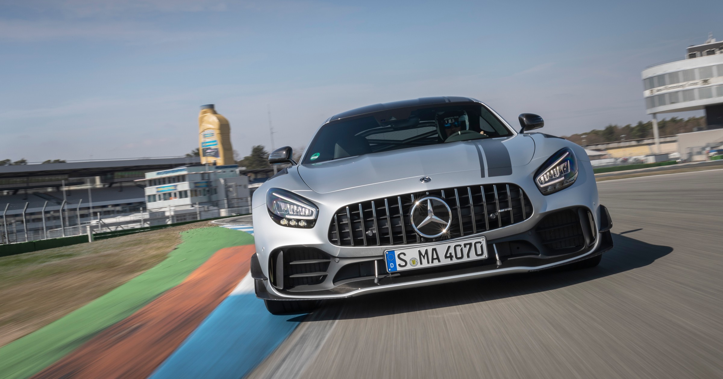 Mercedes-AMG GT R PRO