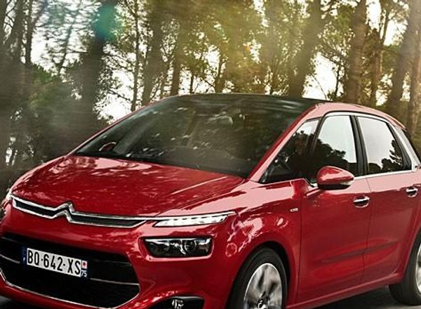 System automatycznego parkowania w Citroenie C4 Picasso