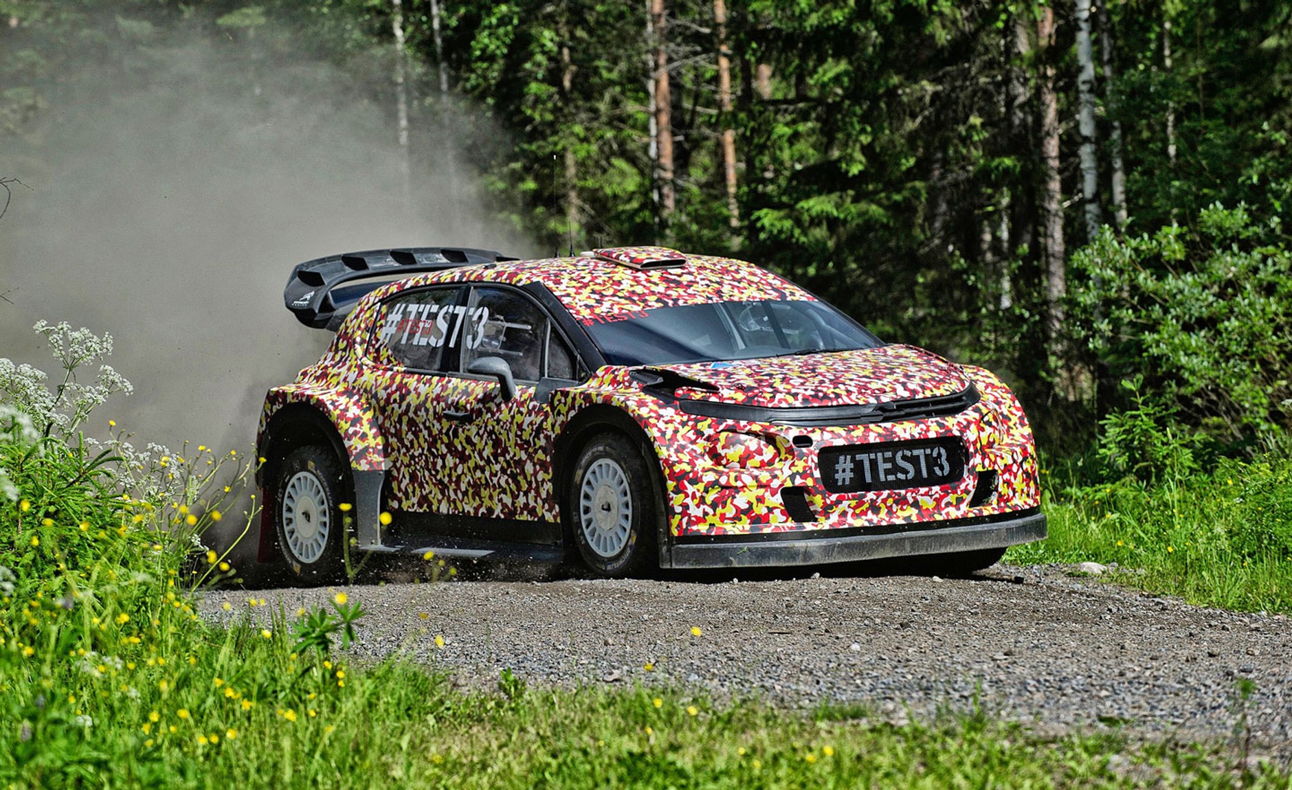 Citroen C3 WRC podczas testów w Finlandii