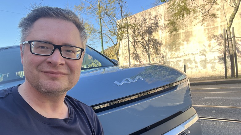 Kia EV2