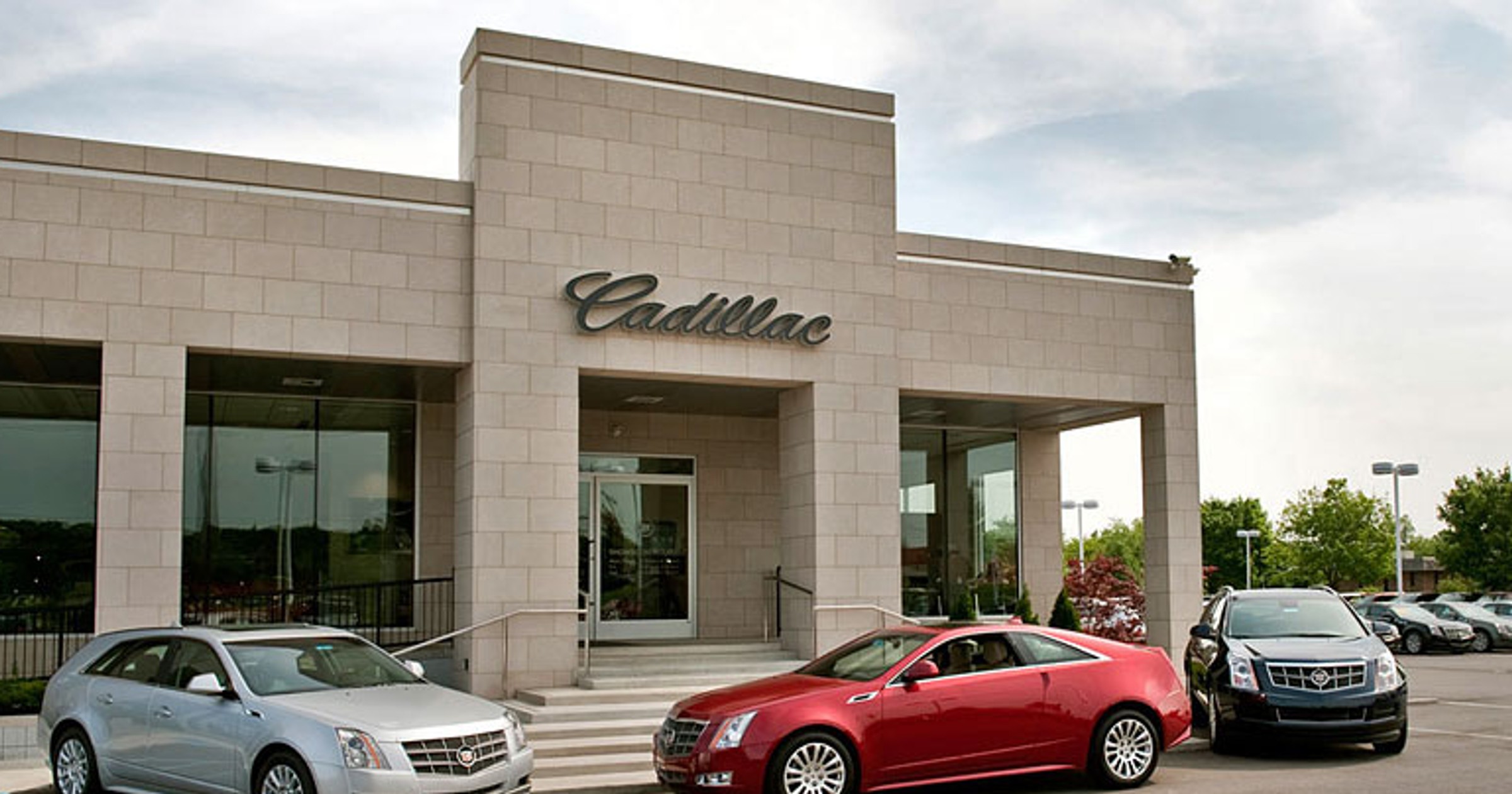Cadillac bardziej luksusowo