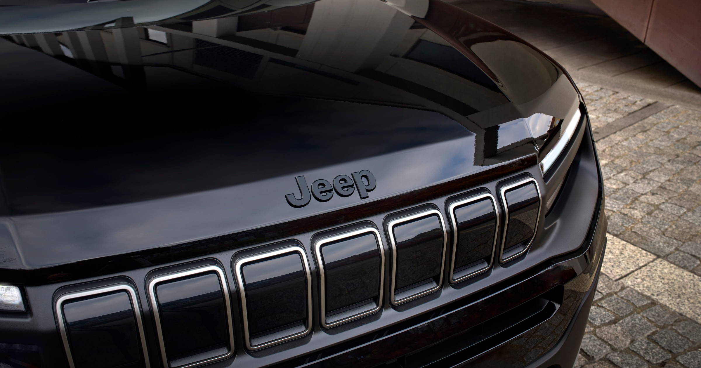 Jeep Avenger Black Edition