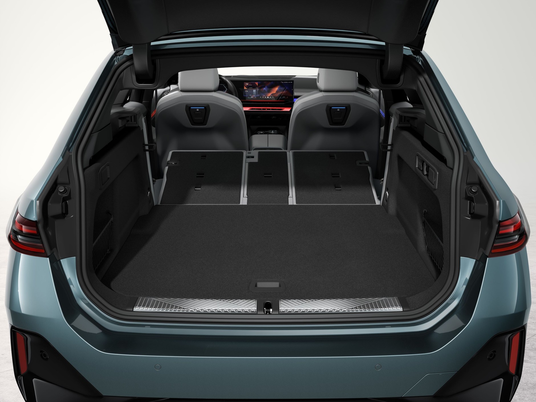 BMW serii 5 Touring (kod G61; od 2024 r.)