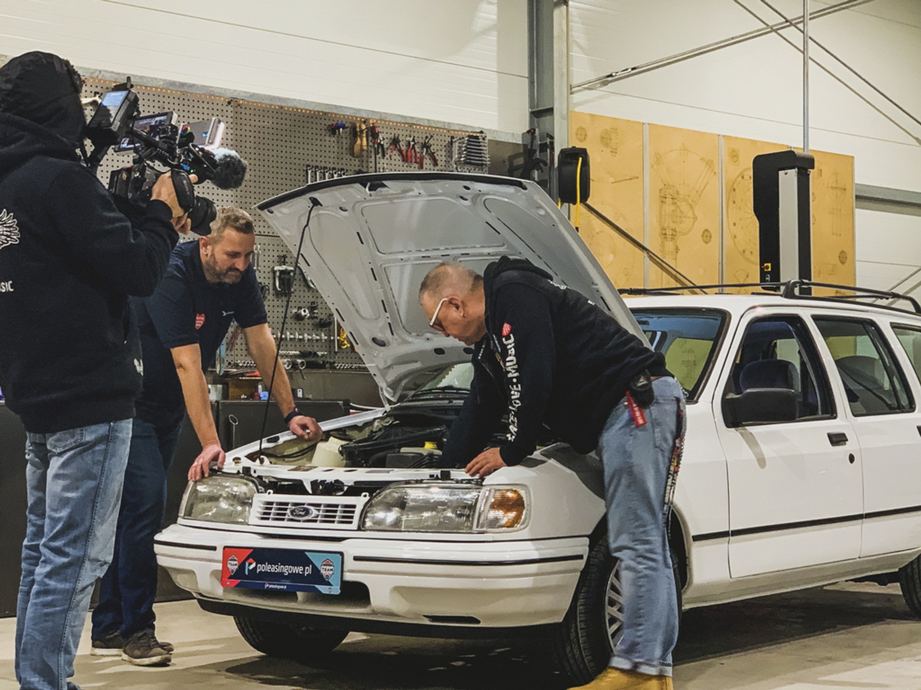 #SiemaSierra, czyli odbudowany Ford Sierra podarowany na aukcję Fundacji WOŚP