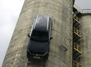 VW Touareg 2010: 380 KM i 8 l/100 km