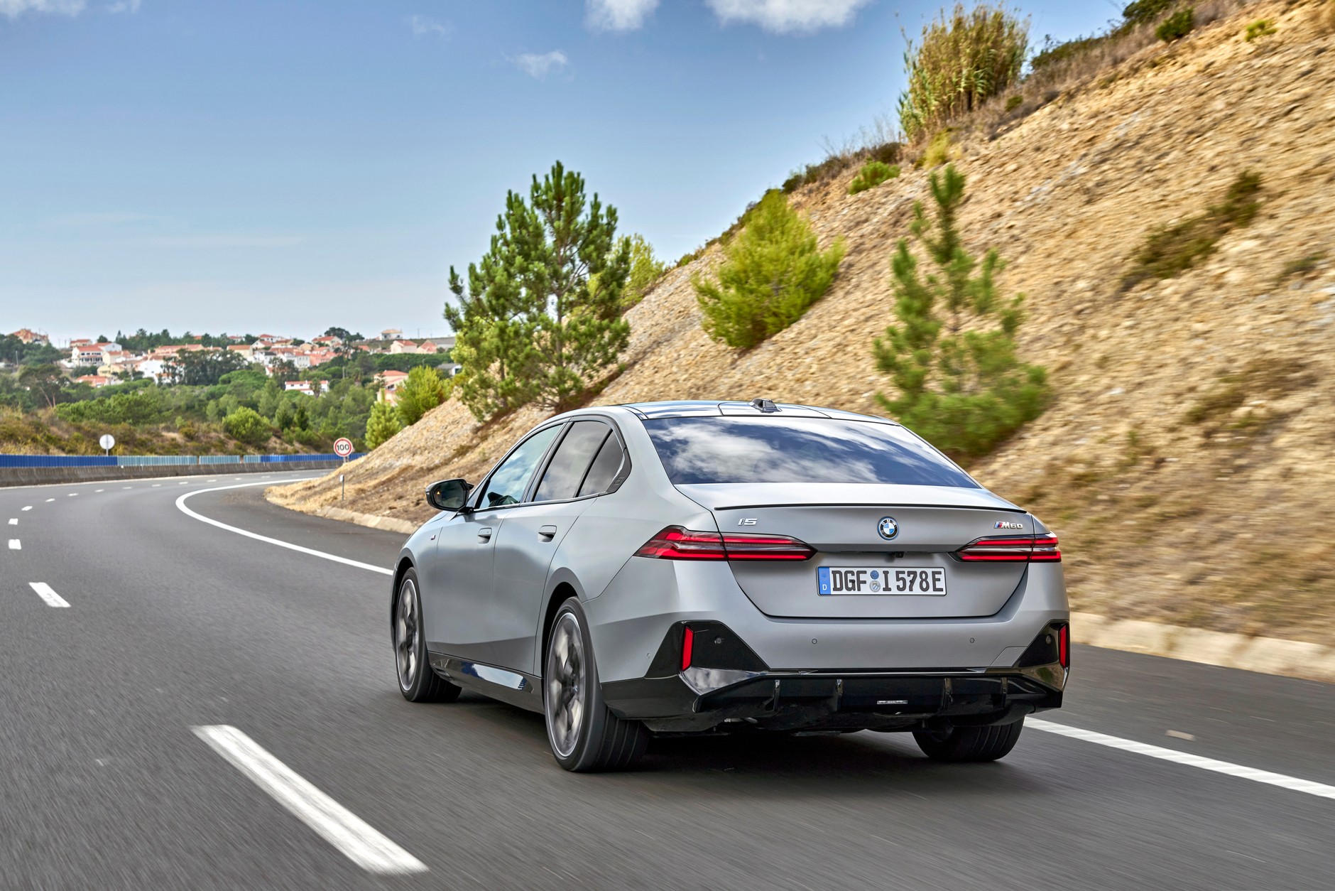 BMW i5