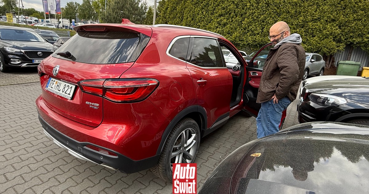 Sprzedałeś lub kupiłeś auto? Formalności nie kończą się na podpisaniu umowy