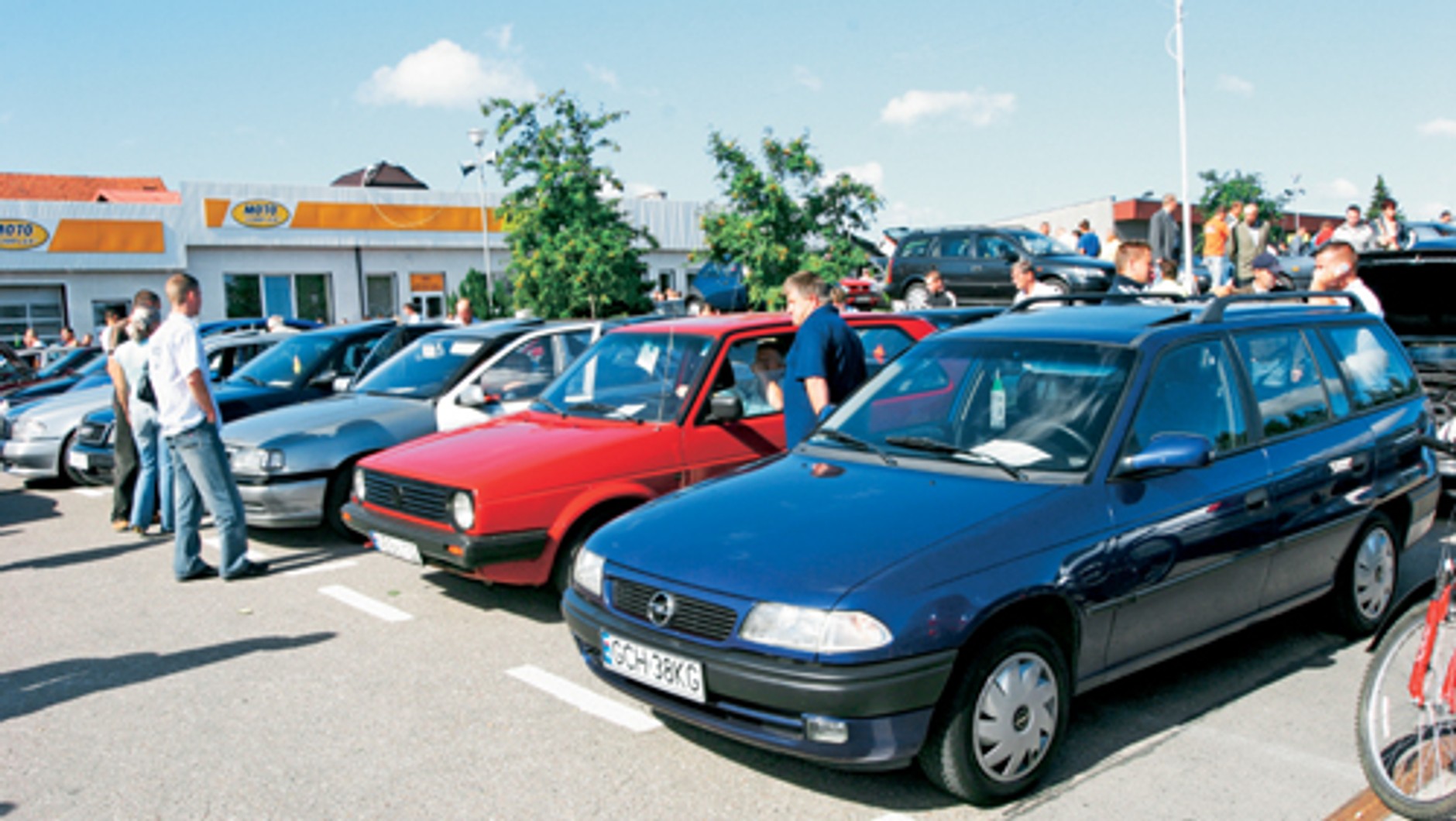 Giełdy samochodowe