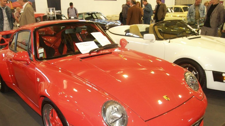 Techno Classica 2011: 2500 oldtimerów i 200 tys. zwiedzających