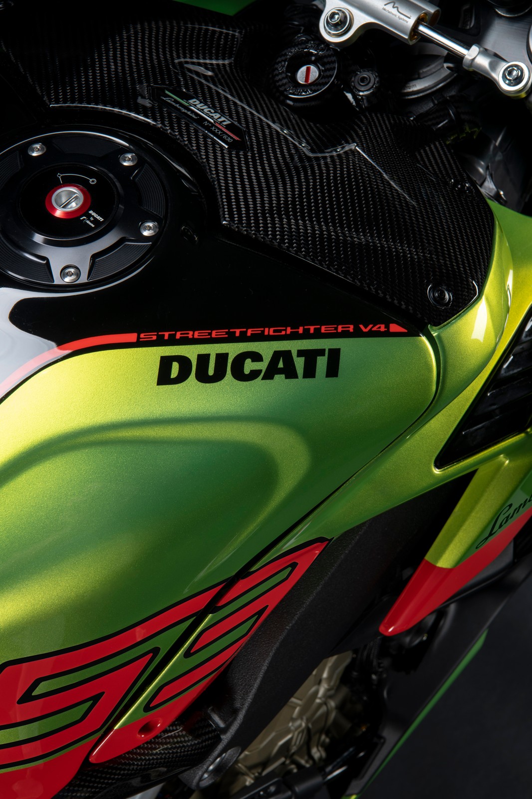 Limitowane Ducati Streetfighter V4 Lamborghini