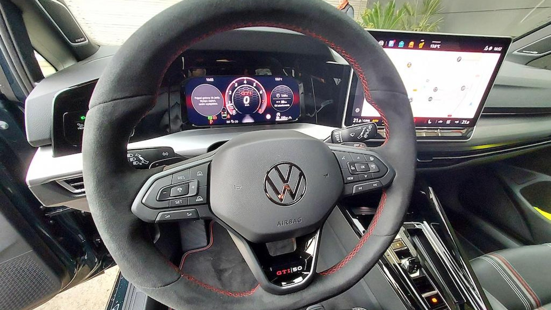 VW Golf GTI Edition 50