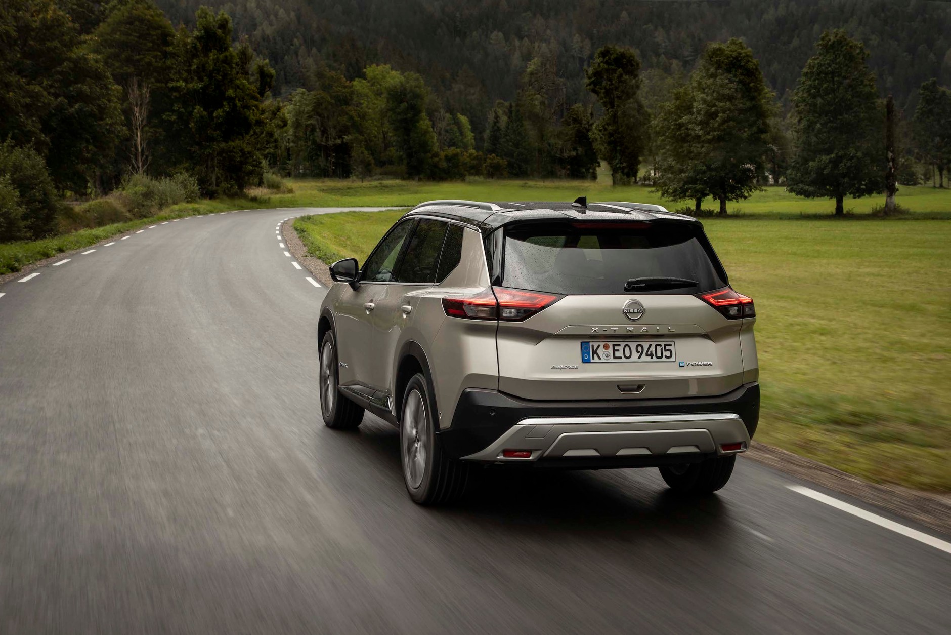 Nissan X-Trail e-Power e-4ORCE 2022 r.